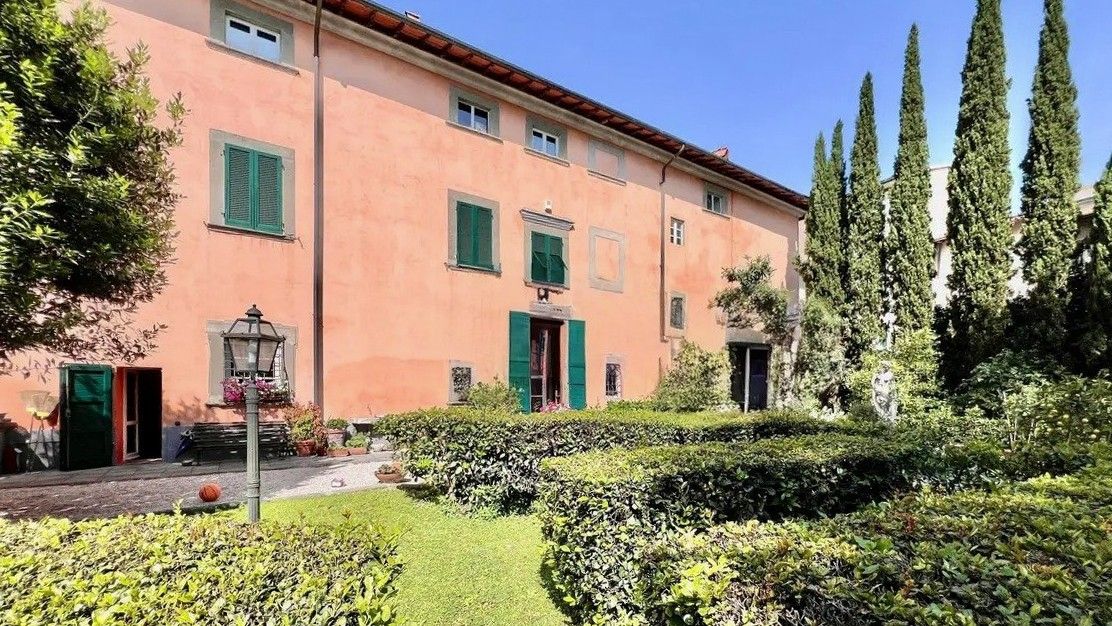 Fotos Villa Montecalvo: Historische Eleganz im Herzen der Toskana