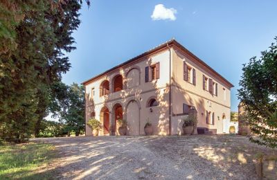 Villa storica Torrenieri, Toscana