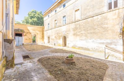 Castello medievale in vendita Vacone, Piazza del Municipio 1, Lazio, Cortile