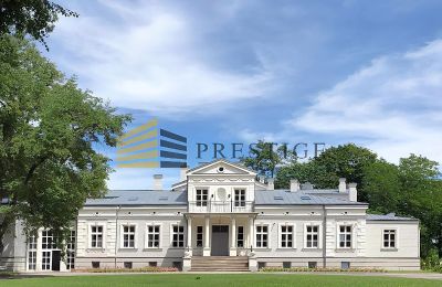 Immobili storici, Palais im Südwesten von Warschau