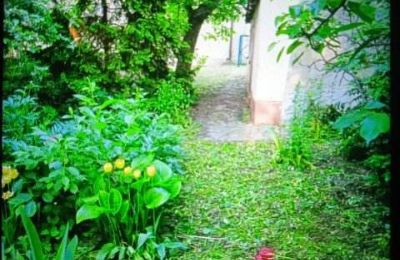 Proprietà storica in vendita Izbica Kujawska, Toruńska 9, Kujavie-Pomerania, ogród za pomieszczeniem gospodarczym