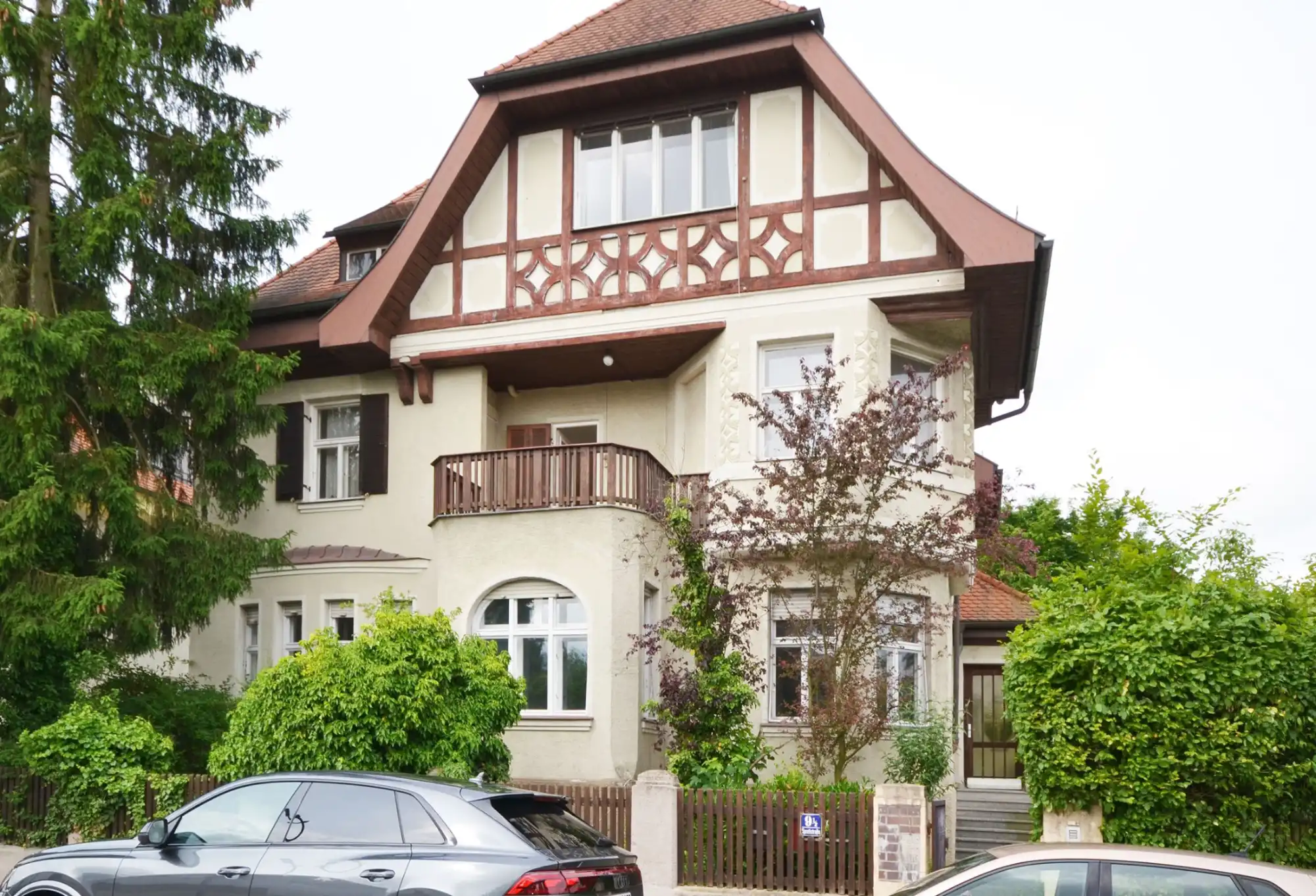 Fotos Villa zum Erwerb in der Gabelsbergerstrasse in Ingolstadt