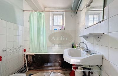 Historische Immobilie kaufen Bagnères-de-Bigorre, Okzitanien, Badezimmer