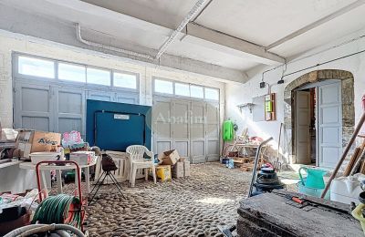 Historische Immobilie kaufen Bagnères-de-Bigorre, Okzitanien, Garage
