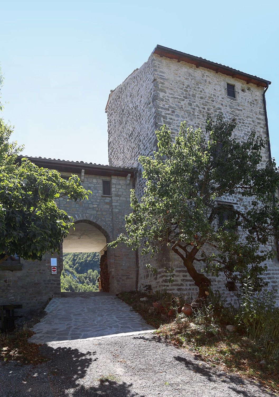 Immagini Torre medievale – Oltrepò Pavese, la nuova Toscana