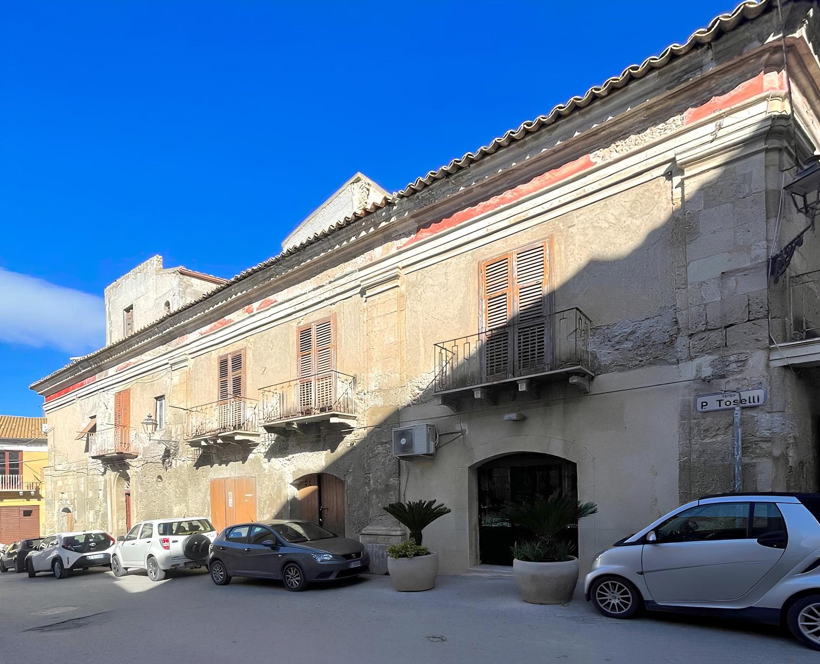 Fotos Palma di Montechiaro – Stadtpalais aus dem späten 19. Jahrhundert