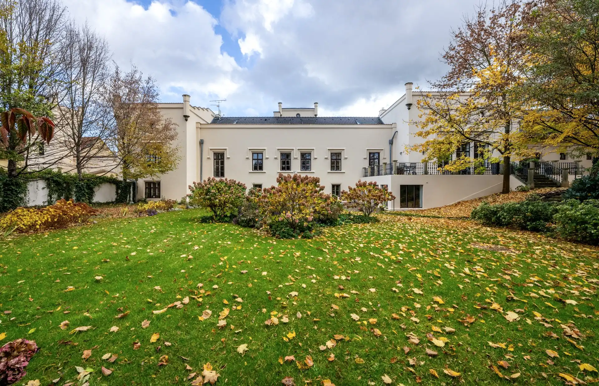 Fotos Schlosshotel bei Prag - Ehemalige Jagdresidenz
