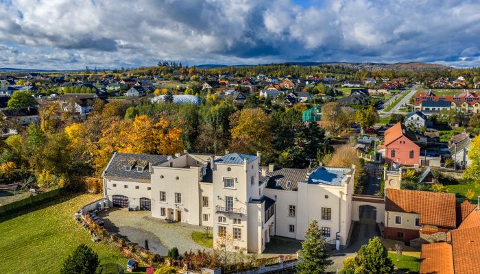 Schloss Trnová, Středočeský kraj
