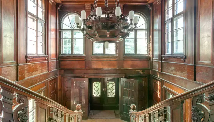 Brandschutz für historische Immobilien: Ein unterschätztes Risiko