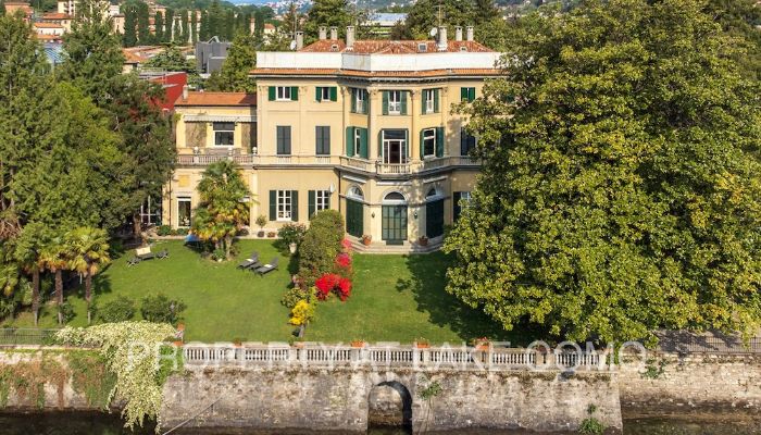 Etagenwohnung in der Villa Cantaluppi – Erstklassige Seelage am Comersee