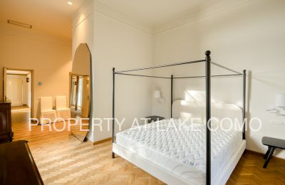 Appartamento in edificio storico in vendita Como, Lombardia, Camera da letto
