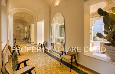 Appartamento in edificio storico in vendita Como, Lombardia, Sala d'ingresso