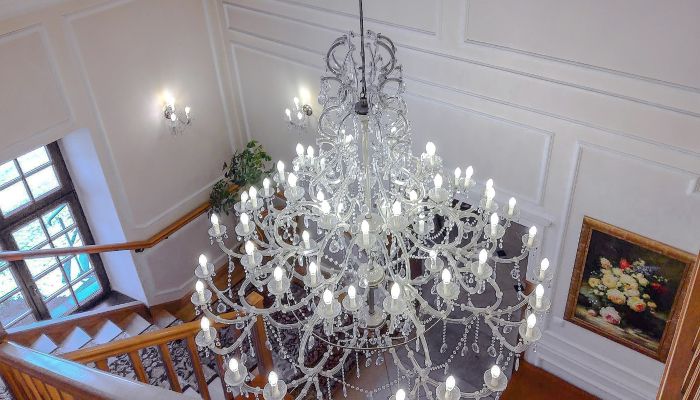 Investment-Liegenschaft in Polen: Herrenhaus mit Hotelbetrieb