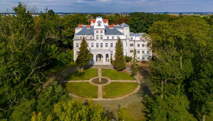 Palais Malina zwischen Posen und Warschau