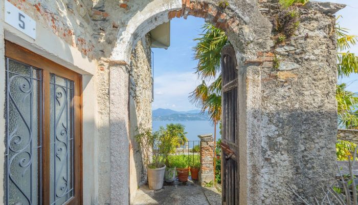 Historische Liegenschaft erwerben Germignaga, Lombardei