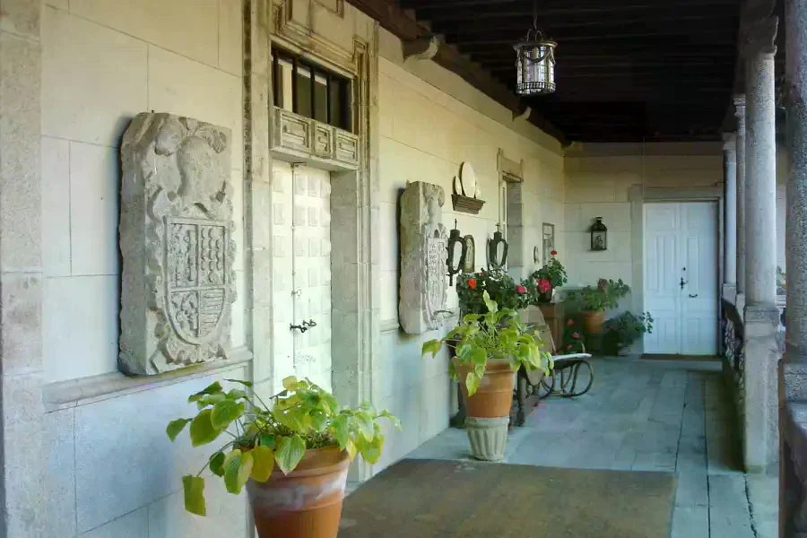 Historische Liegenschaften, Ein galizisches Herrenhaus