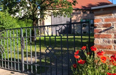 Historische Liegenschaften, Historischer Vierseitenhof im Dreiländereck Görlitz–Polen–Tschechien mit Ateliers, Werkstätten und Ausbaureserven