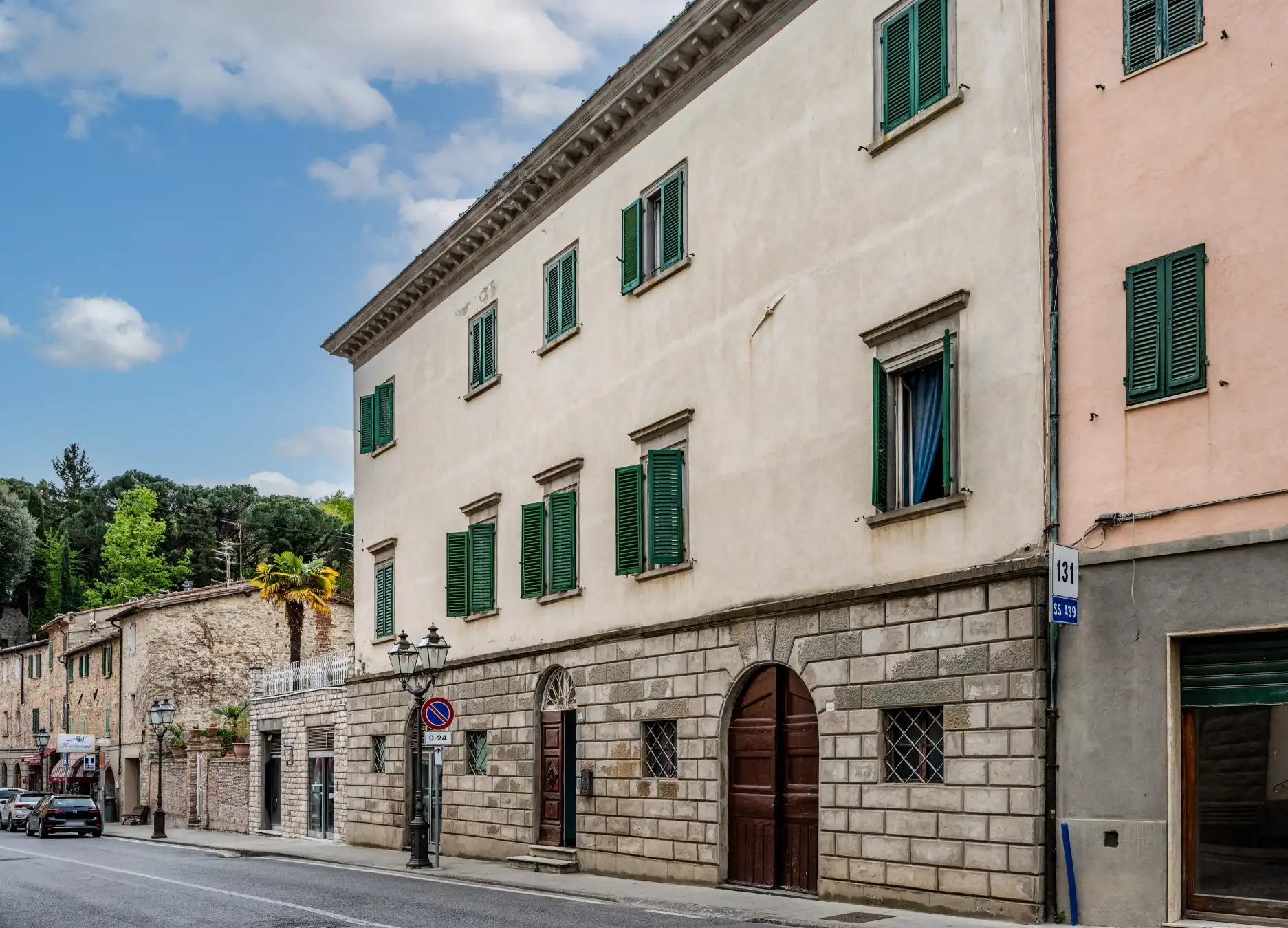 Fotos Palazzo mit Park in Castelnuovo Val di Cecina, Toskana