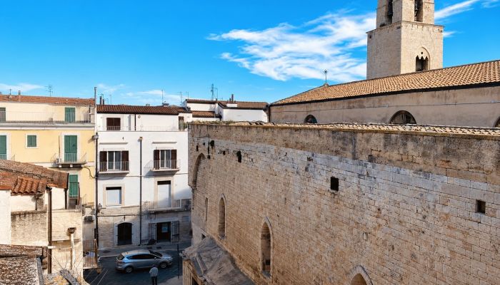 Palazzo in vendita Corato, Puglia