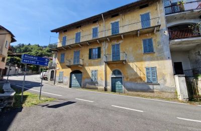 Casa di campagna in vendita Magognino, Piemonte, Vista esterna