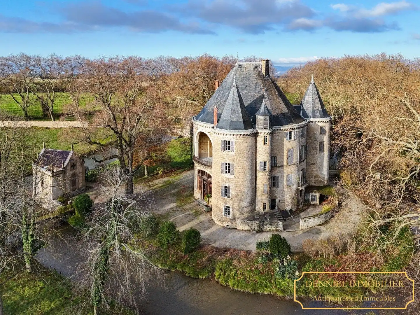 Fotos Ehemalige Sommerresidenz: Château in Rundbauweise (Rotunde)