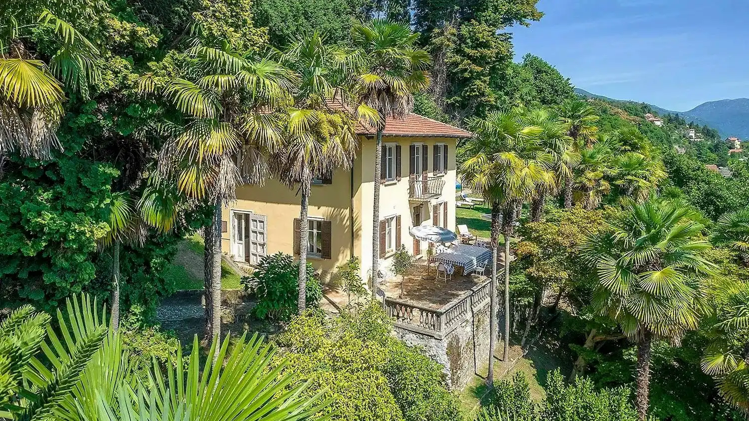 28824 Oggebbio, Piemont zu erwerben
