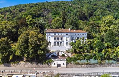 Historische Villa kaufen Belgirate, Piemont:  