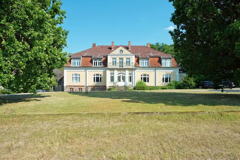 Fotos Herrenhaus an den Mecklenburgischen Seen