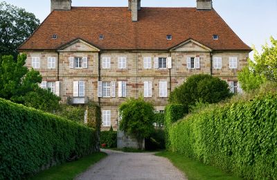 Manoir à vendre Lure, Rue Kleber 8, Bourgogne-Franche-Comté, Image 1/60