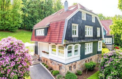 Historische Liegenschaften, Denkmalvilla mit drei Wohneinheiten in Wermelskirchen