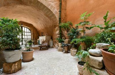 Proprietà storica in vendita Uzès, Occitania, Foto 2/32