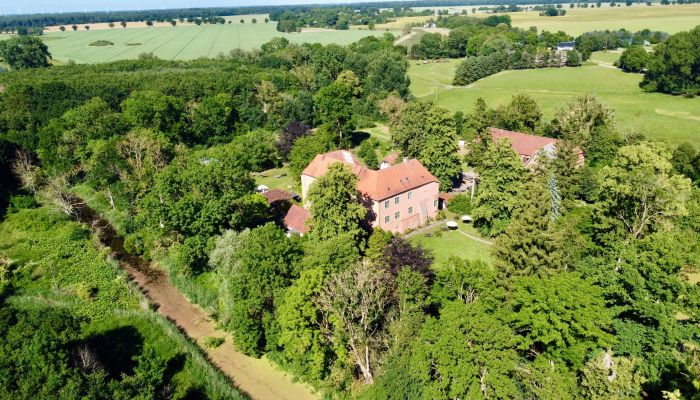 Burg erwerben 18513 Glewitz, Mecklenburg-Vorpommern