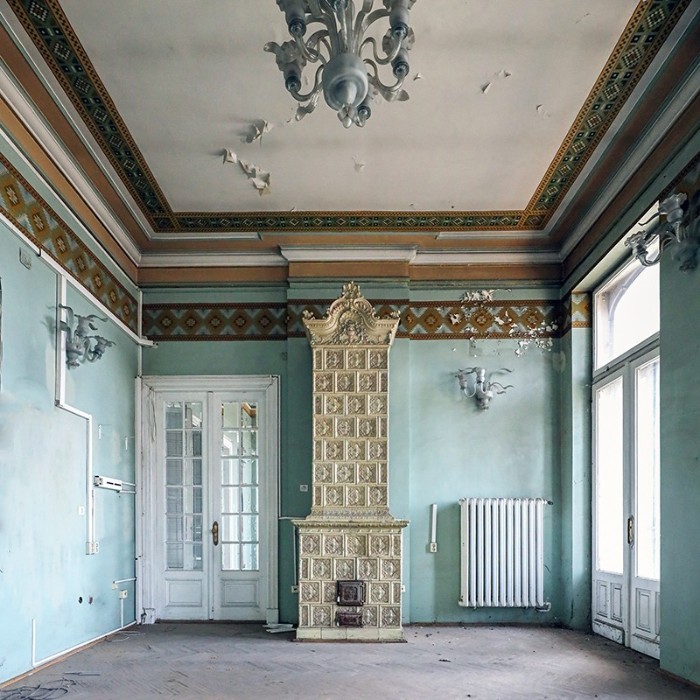 Historische Liegenschaften, Vor Gericht im eigenen Haus