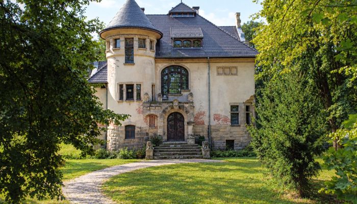 Teilsanierte historische Villa in Jelenia Gora, Hirschberger Tal