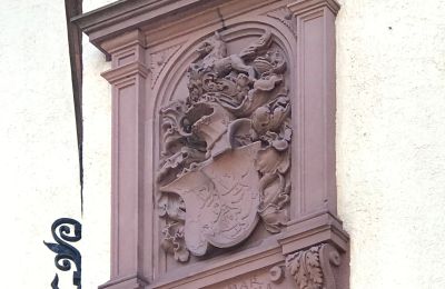 Schloss kaufen 61137 Schöneck, Hessen, Wappen des Erbauers 