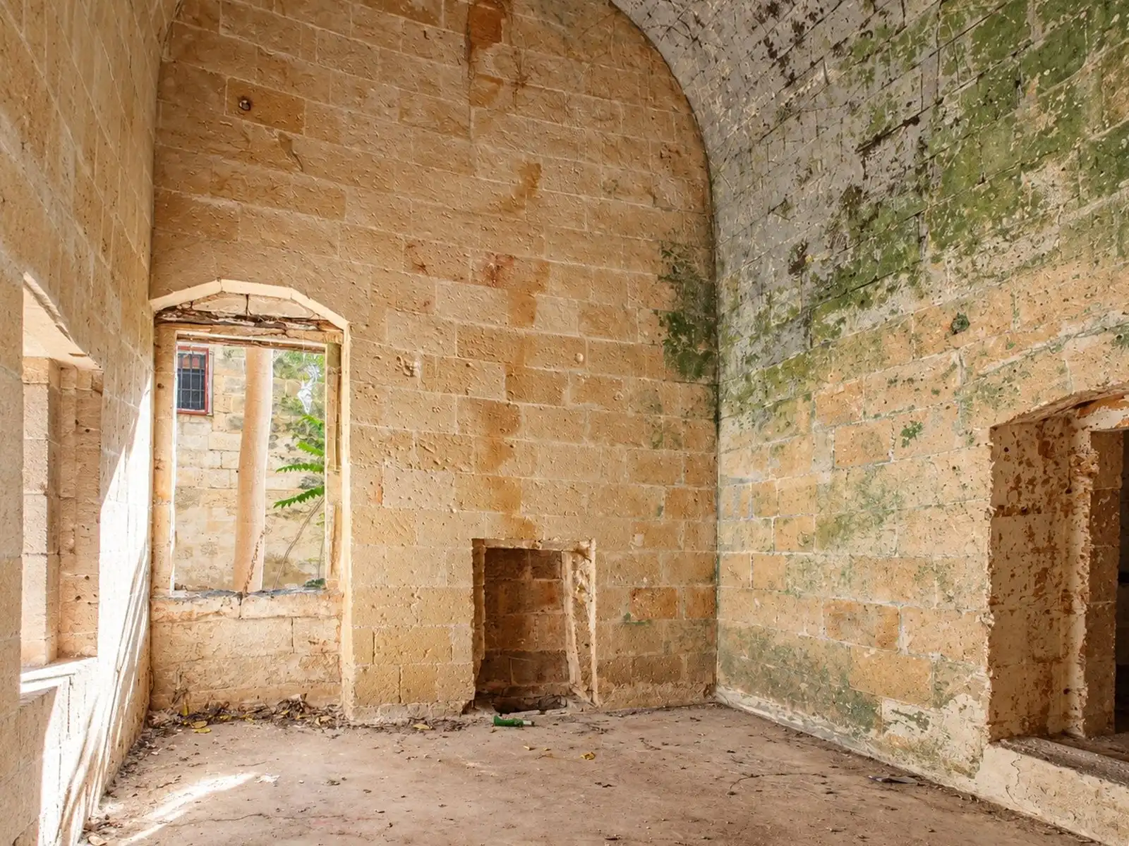Photos Maison bourgeoise en pierre dans le centre historique de Manduria