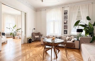 Appartamento storico in vendita Budapest, Ungheria, Zona giorno