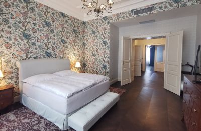 Appartamento storico in vendita Praha, Janáčkovo nábřeží , Praga, Foto 10/15