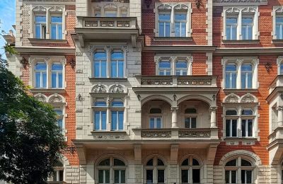 Appartamento storico in vendita Praha, Janáčkovo nábřeží , Praga, Vista esterna