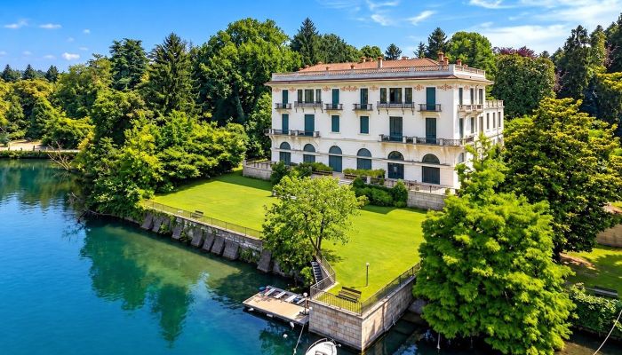 Historische Villa kaufen Castelletto Sopra Ticino, Piemont