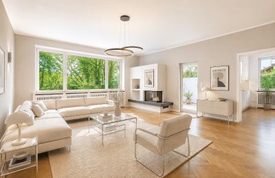 Villa storica in vendita Berlin, Berlino, Wohnbereich mit Kamin visualisiert