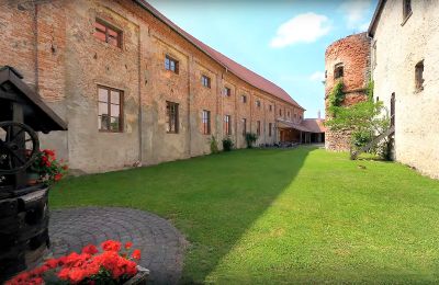 Burg kaufen Jihomoravský kraj, Foto 10/15