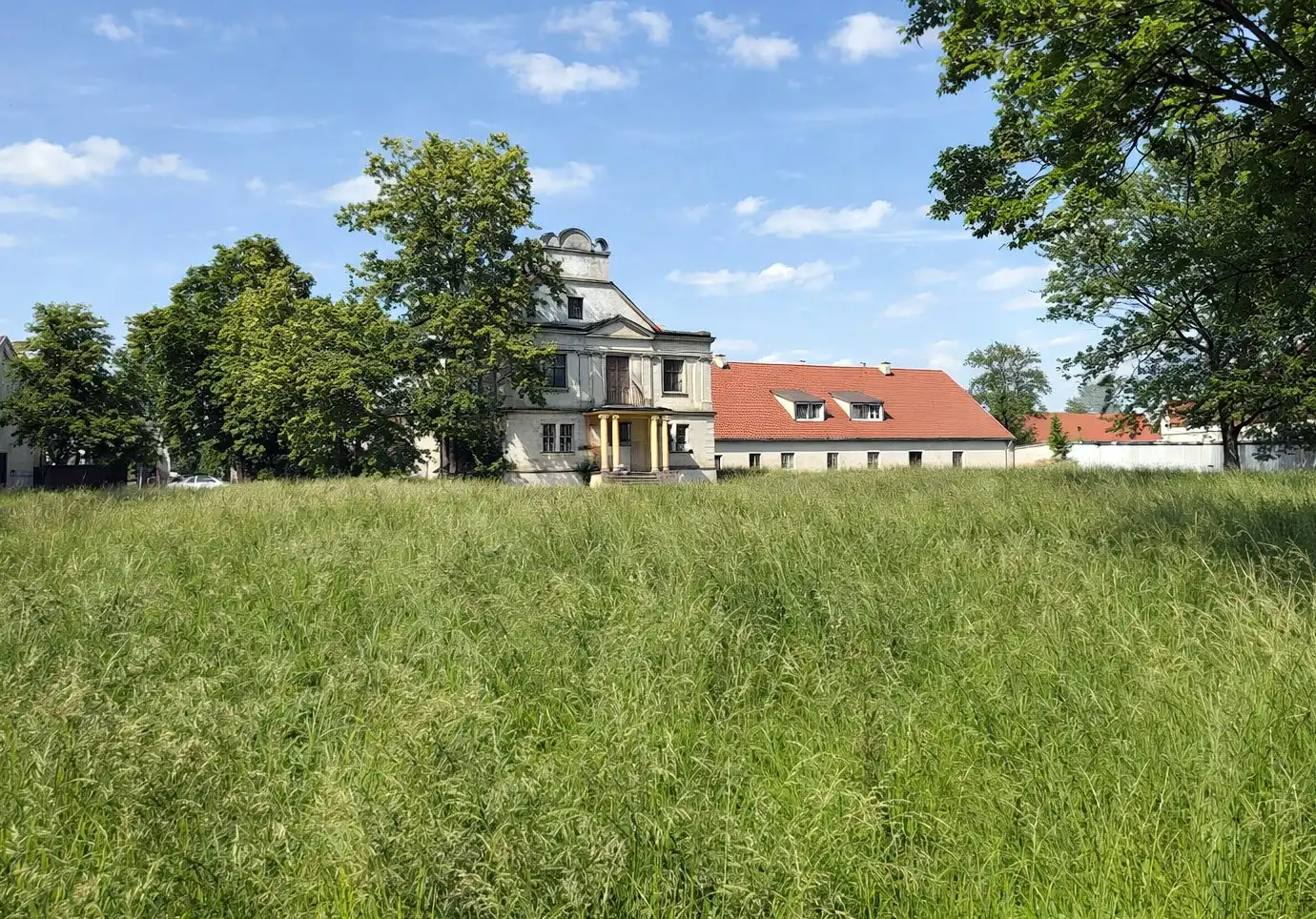 Fotos Gutshof mit Herrenhaus und Park bei Rawicz, Region Grosspolen