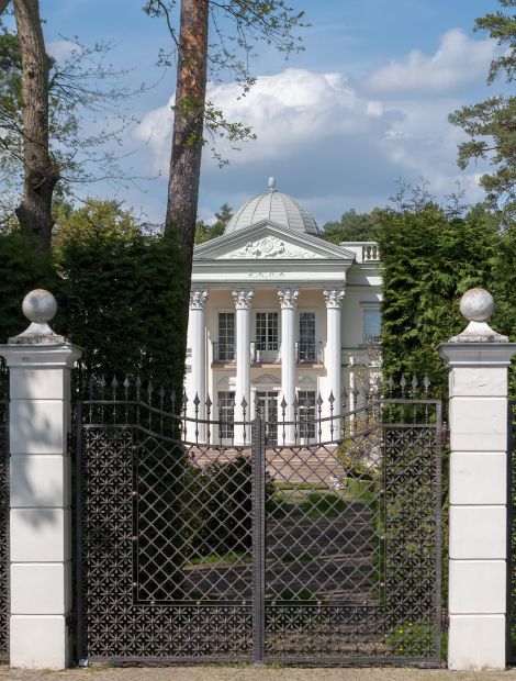 Konstancin-Jeziorna, Wacława Gąsiorowskiego - Neubauvilla in Konstancin-Jeziorna