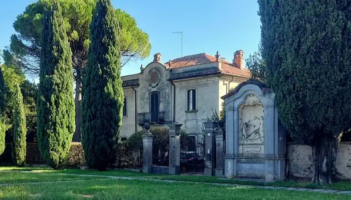Historische Villa kaufen Costa Masnaga, Lombardei