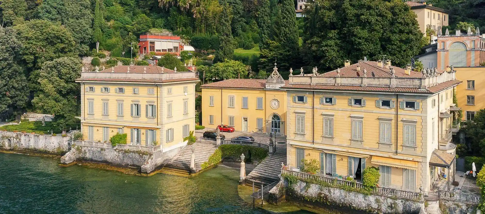 Apartment in der Villa Taverna: Direkt am Wasser in Torno am Comer See, Luxus-Altbauwohnung