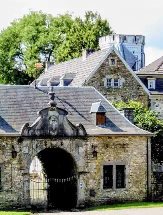 Château Thor - 5 Sterne Airbnb in Belgien