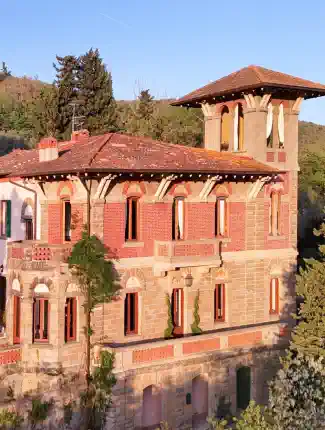 Villa signorile Belle Époque con vista panoramica nel Valdarno, Loro Ciuffenna, Toscana