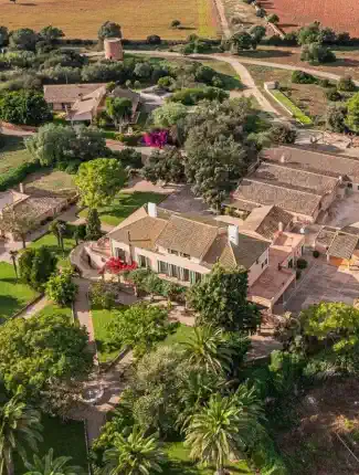 Gutshof im Süden Mallorcas mit Herrenhaus - 142 Hektar, aktiver Landwirtschaftsbetrieb, Llucmajor, Balearen
