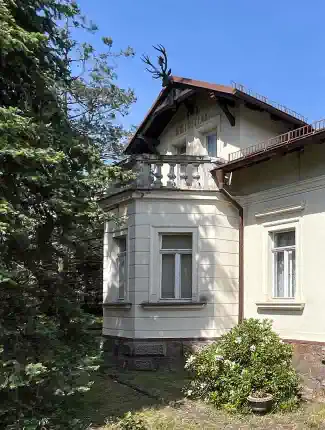 Radebeul: Denkmal-Villa fast im Originalzustand, 01445 Radebeul, Sachsen